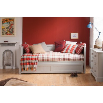 Little Folks Fargo Daybed with Trundle Little Folks Fargo Daybed with Trundle