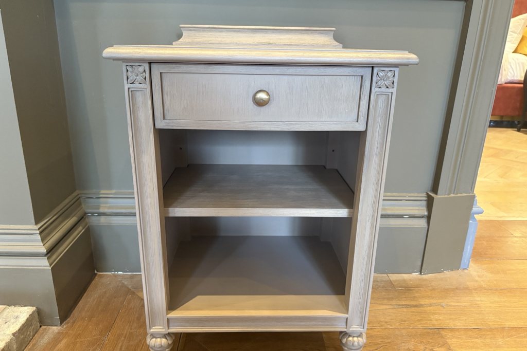 Romeo Bedside Unit - Ex Display. Romeo Bedside Unit - Ex Display.
