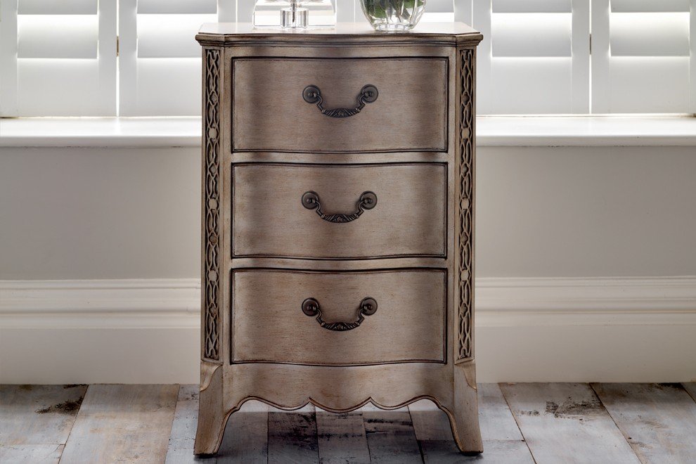 georgian-luxury-silver-leaf-bedside-chest-and-so-to-bed