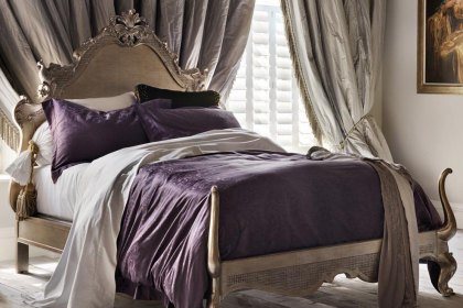 Versailles Leafed Bed Versailles Leafed Bed