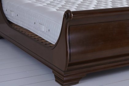 Vispring Bedstead Distinction Mattress Only Vispring Bedstead Distinction Mattress Only