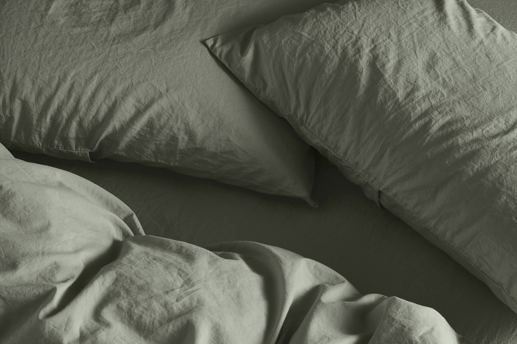 Bedfolk Relaxed Cotton Pillowcase Pair Large 50cm X 90cm Moss