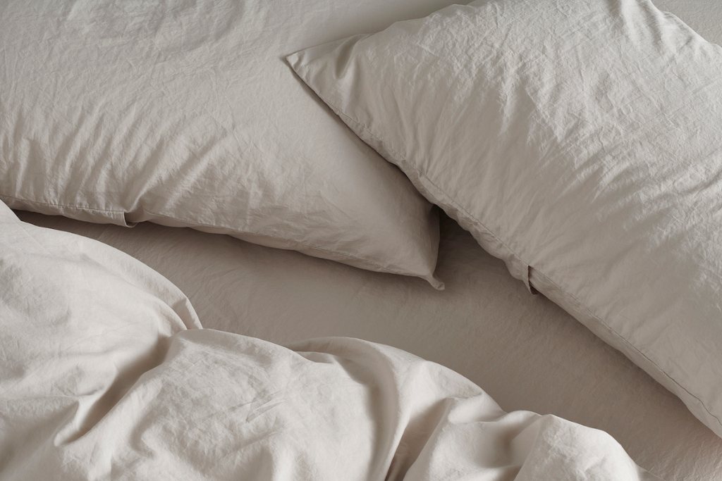 Bedfolk Relaxed Cotton Pillowcase Pair Standard 50cm X 75cm Clay