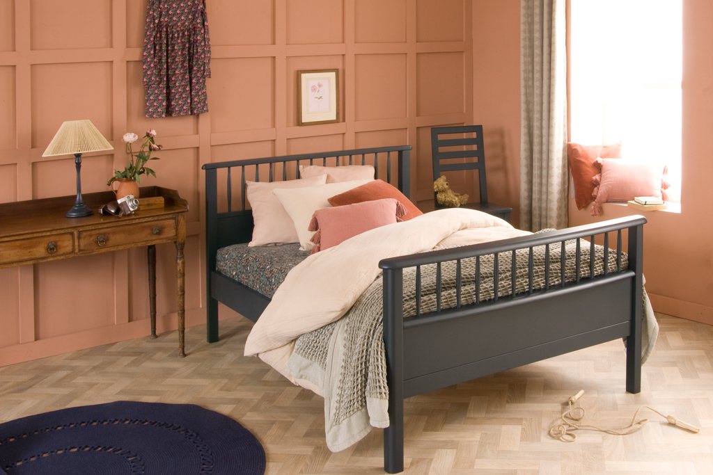 Bowood Childrens Small Double Bed