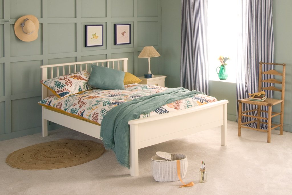 Bowood Childrens Small Double Bed With Low Footboard