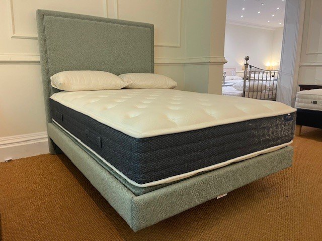 Boston Bedstead + Pure Lux Hybrid Mattress - Double Size - Ex Display.