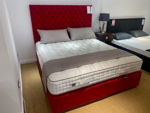 Vispring Tiara Superb Divan Set - Superking Size - Ex Display. Vispring Tiara Superb Divan Set - Superking Size - Ex Display.