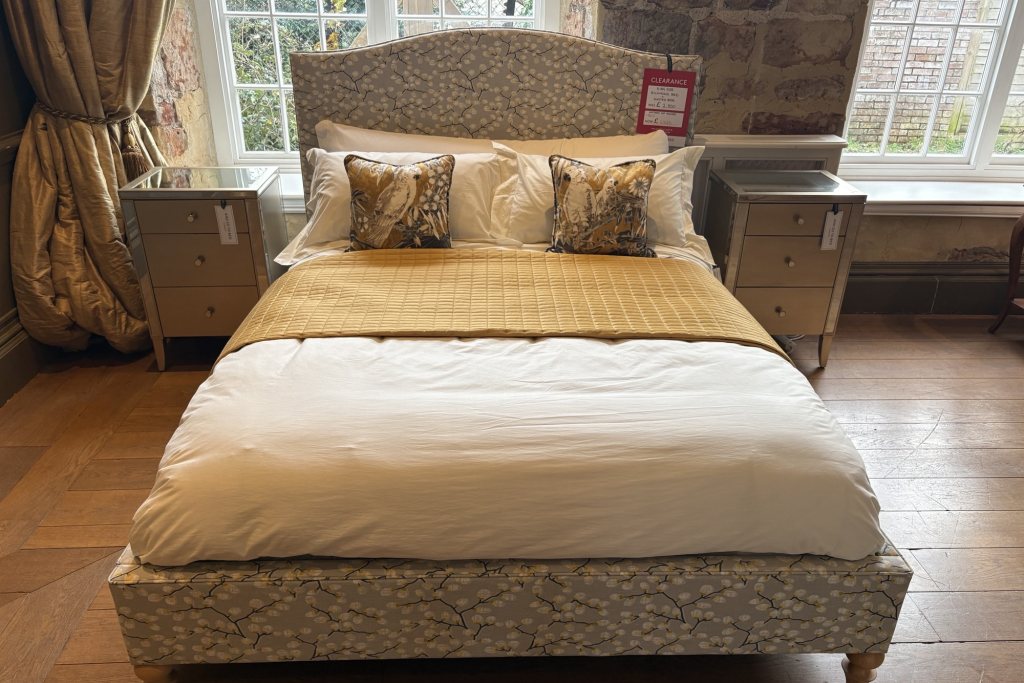 Ex-Display - Richmond Bedstead + Slatted Base - King Size Ex-Display - Richmond Bedstead + Slatted Base - King Size