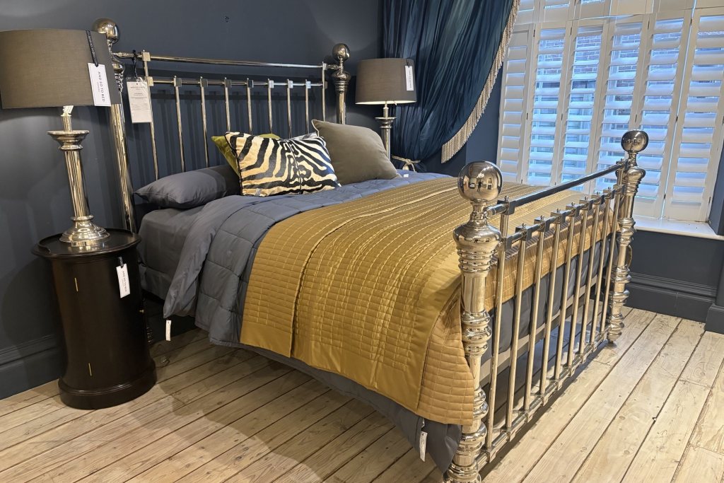 Dickens Nickel Bedstead & Slatted Base - Super King Size - Ex Display Dickens Nickel Bedstead & Slatted Base - Super King Size - Ex Display