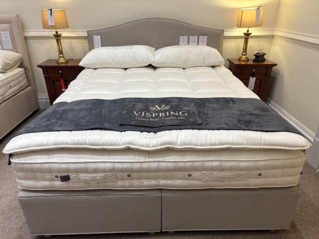 Vispring Baronet Superb Drawer Divan Set + Topper - Small Super King Size - Ex Display. Vispring Baronet Superb Drawer Divan Set + Topper - Small Super King Size - Ex Display.