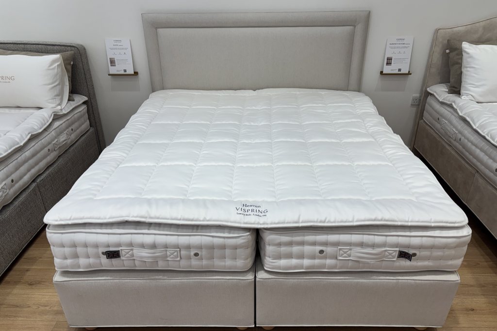 Vispring Baronet Superb Drawer Divan Set - Superking - Ex Display Vispring Baronet Superb Drawer Divan Set - Superking - Ex Display