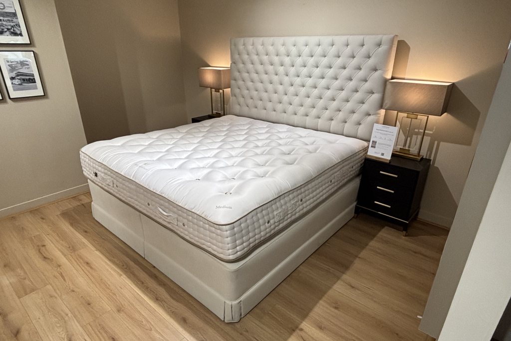 Vispring Magnificence Divan Set - Emperor Size - Ex Display. Vispring Magnificence Divan Set - Emperor Size - Ex Display.