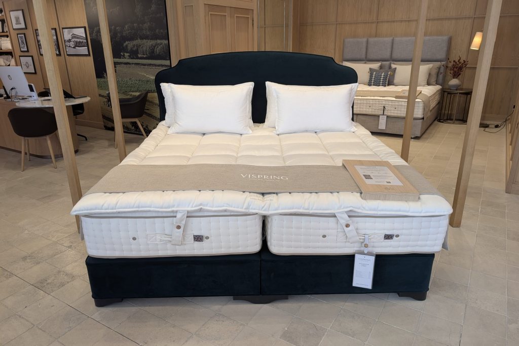 Vispring Magnificence Divan Set - Emperor Size - Ex Display. Vispring Magnificence Divan Set - Emperor Size - Ex Display.