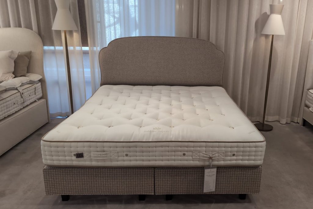 Vispring Sublime Superb Divan Set - SuperKing Size - Ex Display Vispring Sublime Superb Divan Set - SuperKing Size - Ex Display