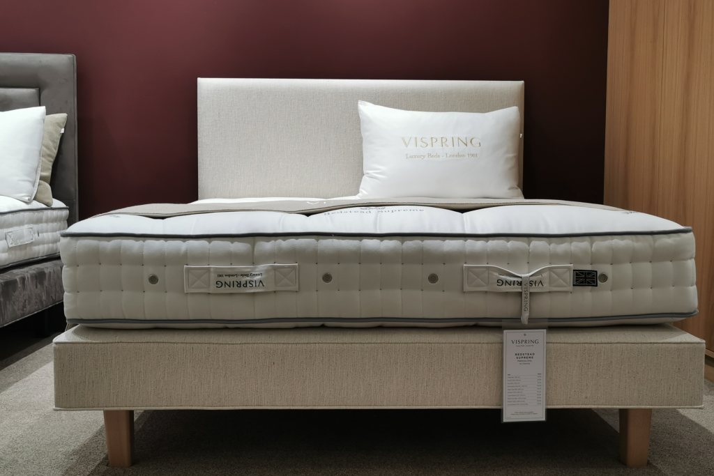 Vispring Bedstead Supreme Divan Set - King Size - Ex Display. Vispring Bedstead Supreme Divan Set - King Size - Ex Display.