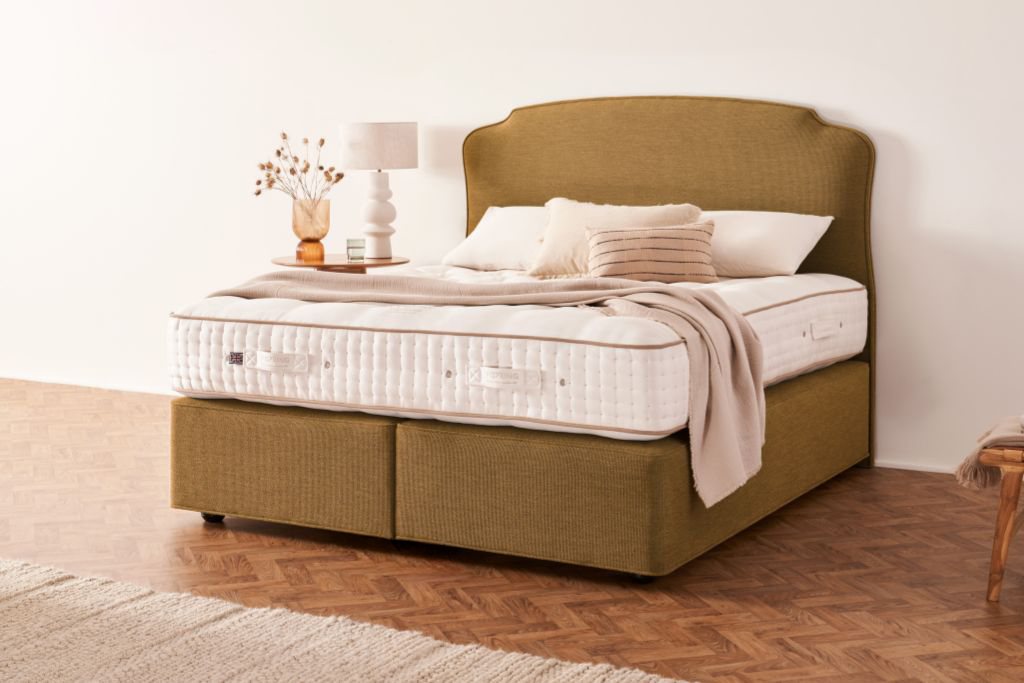 Vispring Opulence Mattress & Divan Set Vispring Opulence Mattress & Divan Set