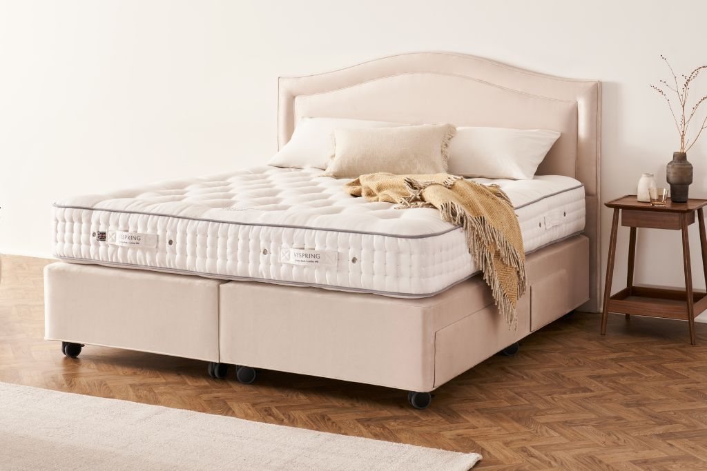 Vispring Regal Superb Mattress & Divan Set Vispring Regal Superb Mattress & Divan Set