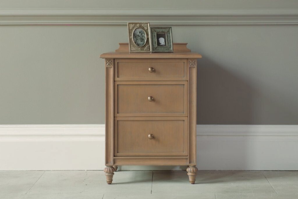 Romeo Bedside Chest 3 Drawer