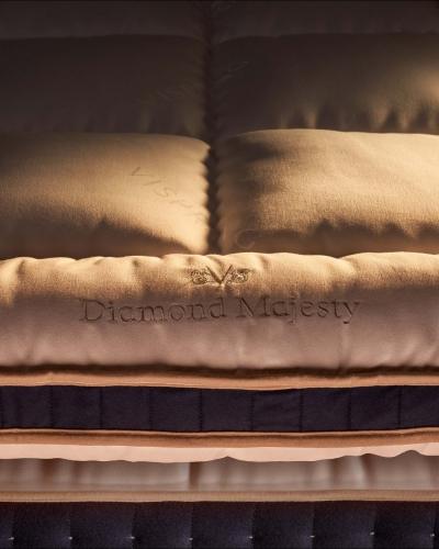 Experience the pinnacle of comfort. Winner of Best Sustainable Design at the Annual @homesandgardenso... Experience the pinnacle of comfort. Winner of Best Sustainable Design at the Annual @homesandgardenso...